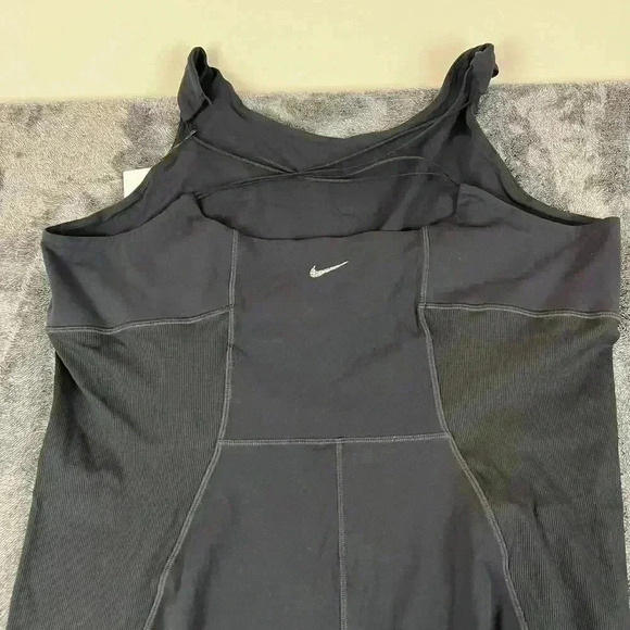 Nike Yoga Plus Dri-Fit Infinalon Jumpsuit Women's 3X Sleeveless Black DV4908-010 - Picture 7 of 14